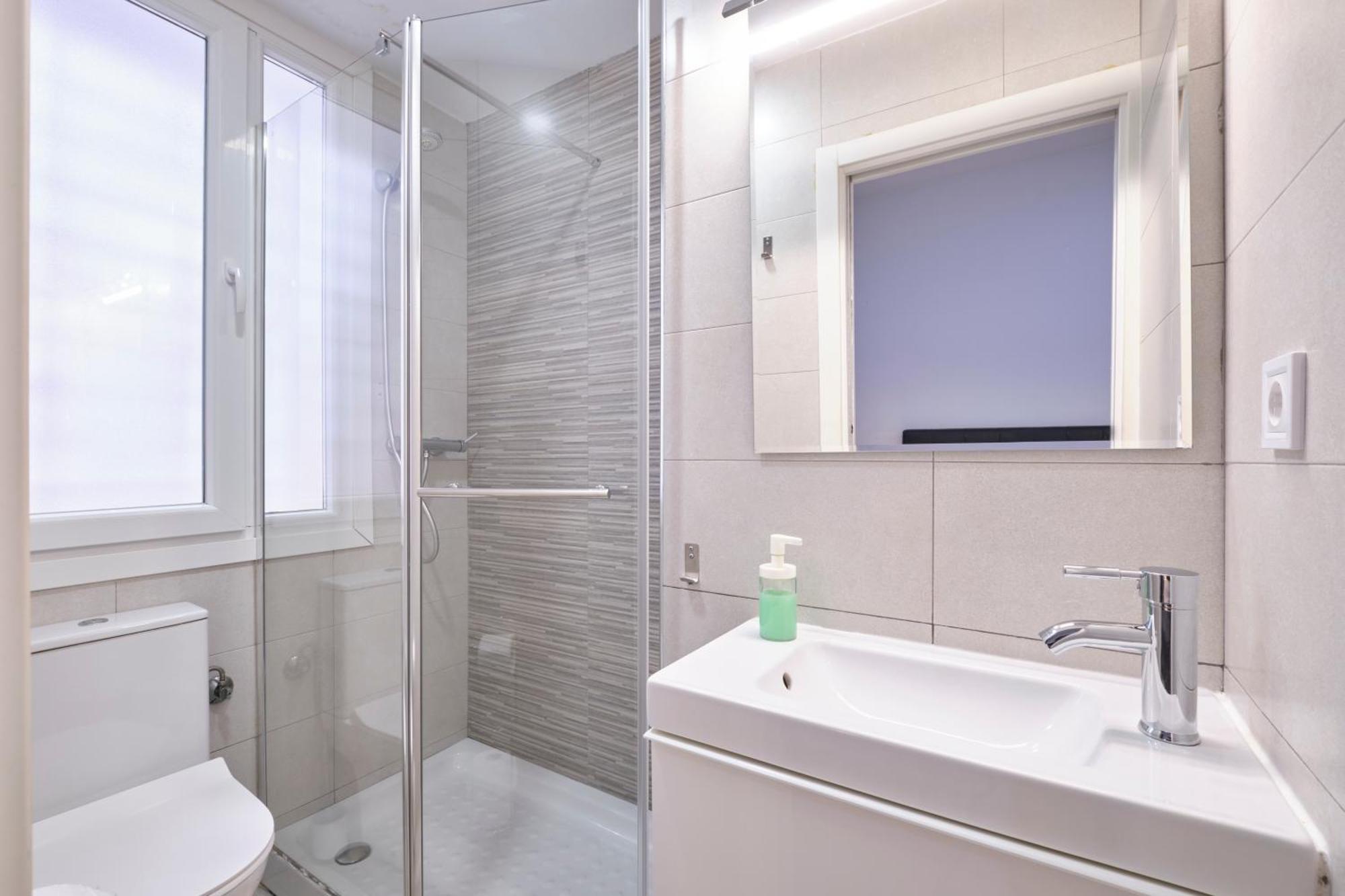 Magnifico Studio Madrid Ngoại thất bức ảnh